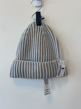 Load image into Gallery viewer, Hat
