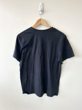 Load image into Gallery viewer, Jordan T-shirt Size Medium
