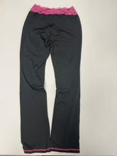 Load image into Gallery viewer, Athletic Pants Size Small
