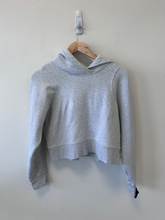 Load image into Gallery viewer, Lululemon Athletic Top Size Small
