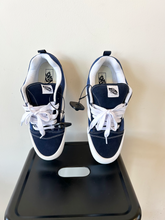 Load image into Gallery viewer, Vans Casual Shoes Mens 13

