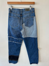 Load image into Gallery viewer, Car Mar Denim Size Small
