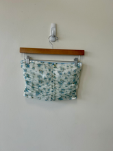 Load image into Gallery viewer, Emory Park Tank Top Size Small
