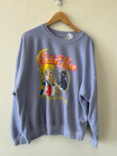 Load image into Gallery viewer, Sweatshirt Size Large
