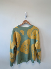 Load image into Gallery viewer, Altar'd State Sweater Size Small
