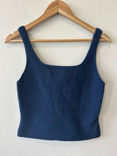 Load image into Gallery viewer, Babaton Tank Top Size Large
