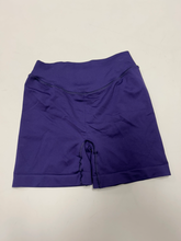Load image into Gallery viewer, Gym Shark Athletic Shorts Size Large
