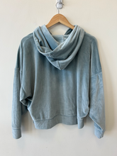Load image into Gallery viewer, American Eagle Sweatshirt Size Small
