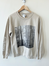 Load image into Gallery viewer, Sweatshirt Size Small

