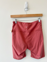 Load image into Gallery viewer, Old Navy Active Athletic Shorts Size Medium
