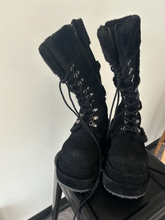 Load image into Gallery viewer, Demonia Boots Womens 8
