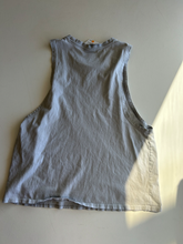 Load image into Gallery viewer, Gym Shark Athletic Top Size Small
