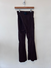 Load image into Gallery viewer, Collusion Pants Size Small
