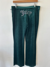 Load image into Gallery viewer, Juicy Couture Athletic Pants Size Large
