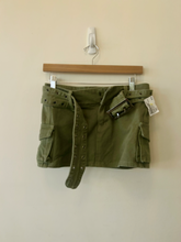 Load image into Gallery viewer, Princess Polly Short Skirt Size 2
