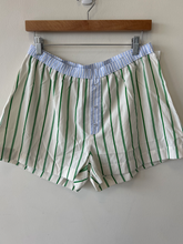 Load image into Gallery viewer, Princess Polly Shorts Size 7/8
