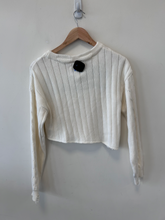 Load image into Gallery viewer, Bdg Sweater Size Small

