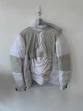 Load image into Gallery viewer, Nike Heavy Outerwear Size Medium

