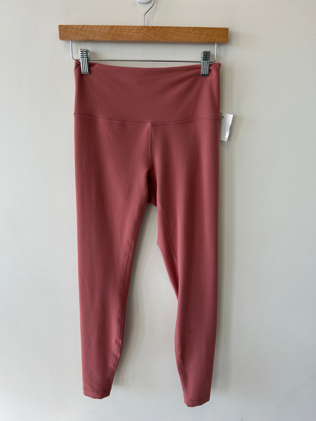 Lulu Lemon Athletic Pants Size 7/8 (29)
