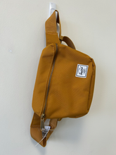 Load image into Gallery viewer, Herschel Supply Co. Belt Bag
