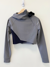 Load image into Gallery viewer, Gym Shark Athletic Jacket Size Extra Small
