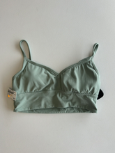 Load image into Gallery viewer, Lulu Lemon Sports Bra Size Large
