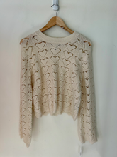 Load image into Gallery viewer, Sweater Size Medium
