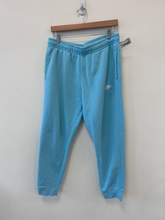 Load image into Gallery viewer, Nike Athletic Pants Size Large

