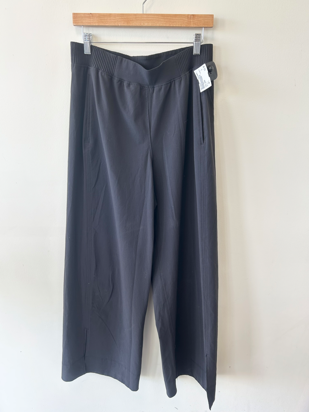 Lulu Lemon Athletic Pants Size Large