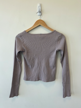Load image into Gallery viewer, John Galt Long Sleeve Top Size Small
