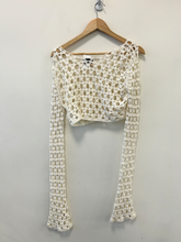 Load image into Gallery viewer, Edikted Sweater Size Medium
