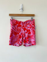 Load image into Gallery viewer, Avia Athletic Shorts Size Small
