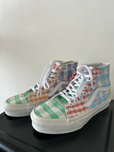 Load image into Gallery viewer, Vans Casual Shoes Womens 6
