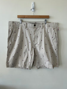 Foundry Shorts Size 3XL