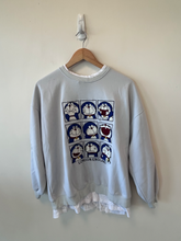 Load image into Gallery viewer, Sweatshirt Size Medium

