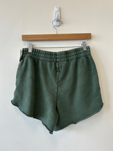 Load image into Gallery viewer, Aerie Shorts Size Small
