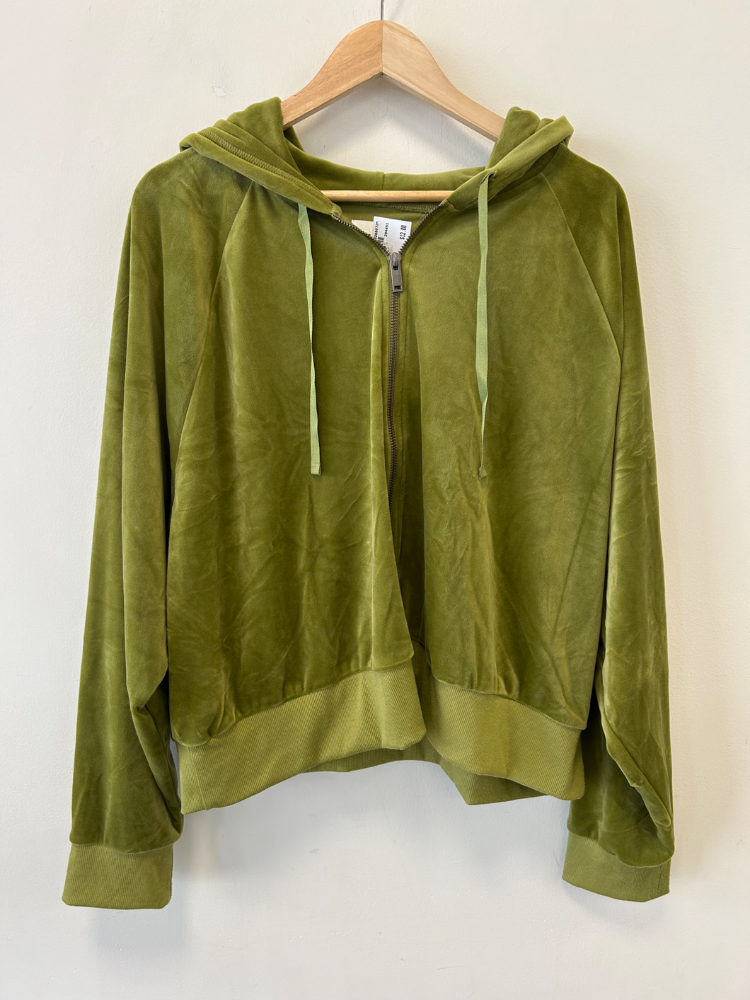 Bp Sweatshirt Size 3XL