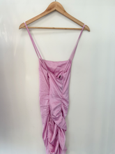 Load image into Gallery viewer, Forever 21 Dress Size Medium
