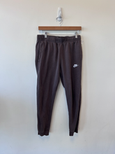 Load image into Gallery viewer, Nike Athletic Pants Size Small

