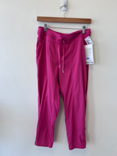 Load image into Gallery viewer, Lululemon Athletic Pants Size Medium

