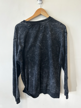 Load image into Gallery viewer, Chemistry Sweatshirt Size Extra Large
