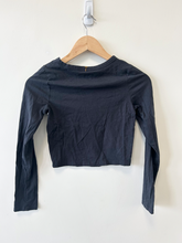 Load image into Gallery viewer, Long Sleeve T-Shirt Size Extra Small

