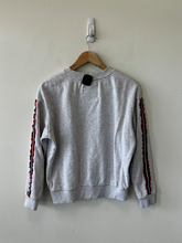 Load image into Gallery viewer, Super Dry Sweatshirt Size Medium
