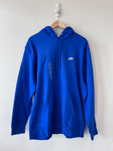 Load image into Gallery viewer, Nike Sweatshirt Size Extra Large
