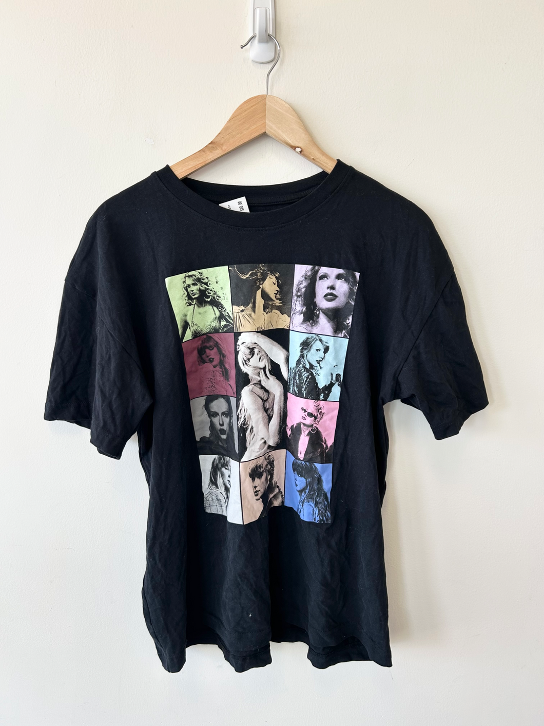 Short Sleeve Top Size Small