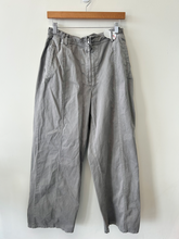 Load image into Gallery viewer, Skims Pants Size Medium

