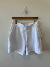 Load image into Gallery viewer, Lululemon Athletic Shorts Size Large
