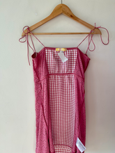 Load image into Gallery viewer, Urban Outfitters ( U ) Dress Size Large
