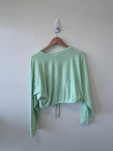 Load image into Gallery viewer, Forever 21 Sweatshirt Size Extra Large
