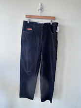 Load image into Gallery viewer, Pants Size Small
